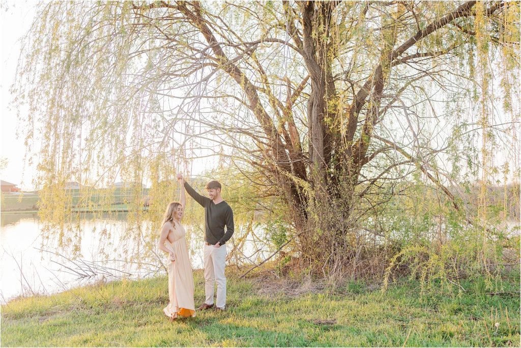 Sydney + Dawson | Cider Hill Family Orchard apple blossom couples photos | Kelsey Alumbaugh Photography | #appleblossomsession #springcouplesphotos #engagementphotos #appleblossoms #kcappleblossom