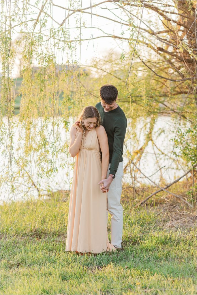 Sydney + Dawson | Cider Hill Family Orchard apple blossom couples photos | Kelsey Alumbaugh Photography | #appleblossomsession #springcouplesphotos #engagementphotos #appleblossoms #kcappleblossom