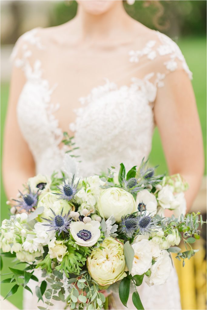 Blue and gold wedding inspiration at The Brownstone in Topeka, Kansas | Kelsey Alumbaugh Photography | #weddinginspiration #brownstoneTopeka #Springwedding #summerwedding #bluegoldwedding 