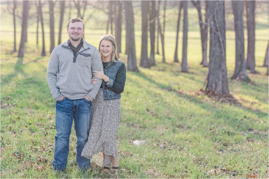Midwest spring engagement session | KC wedding photographer | Abby + Holden | Kelsey Alumbaugh Photography | #kcwedding #kcweddingphotographer #kansascityweddingphotographer #missouriweddingphotographer