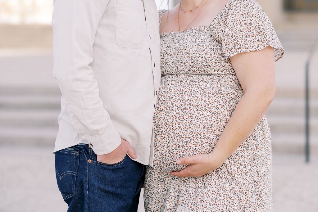 KC Maternity Photos at the WWI Monument by Ericka Deanna Photography
