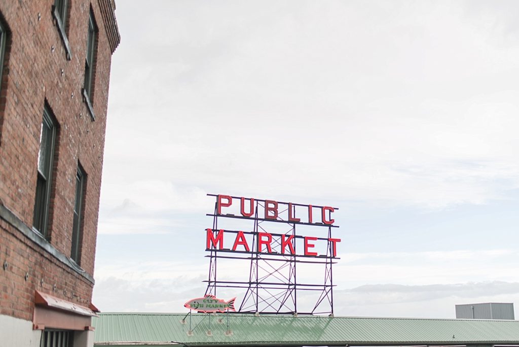 Travel photography - Seattle, Washington Public Market - Pike's Place Market - Kelsey Alumbaugh Photography