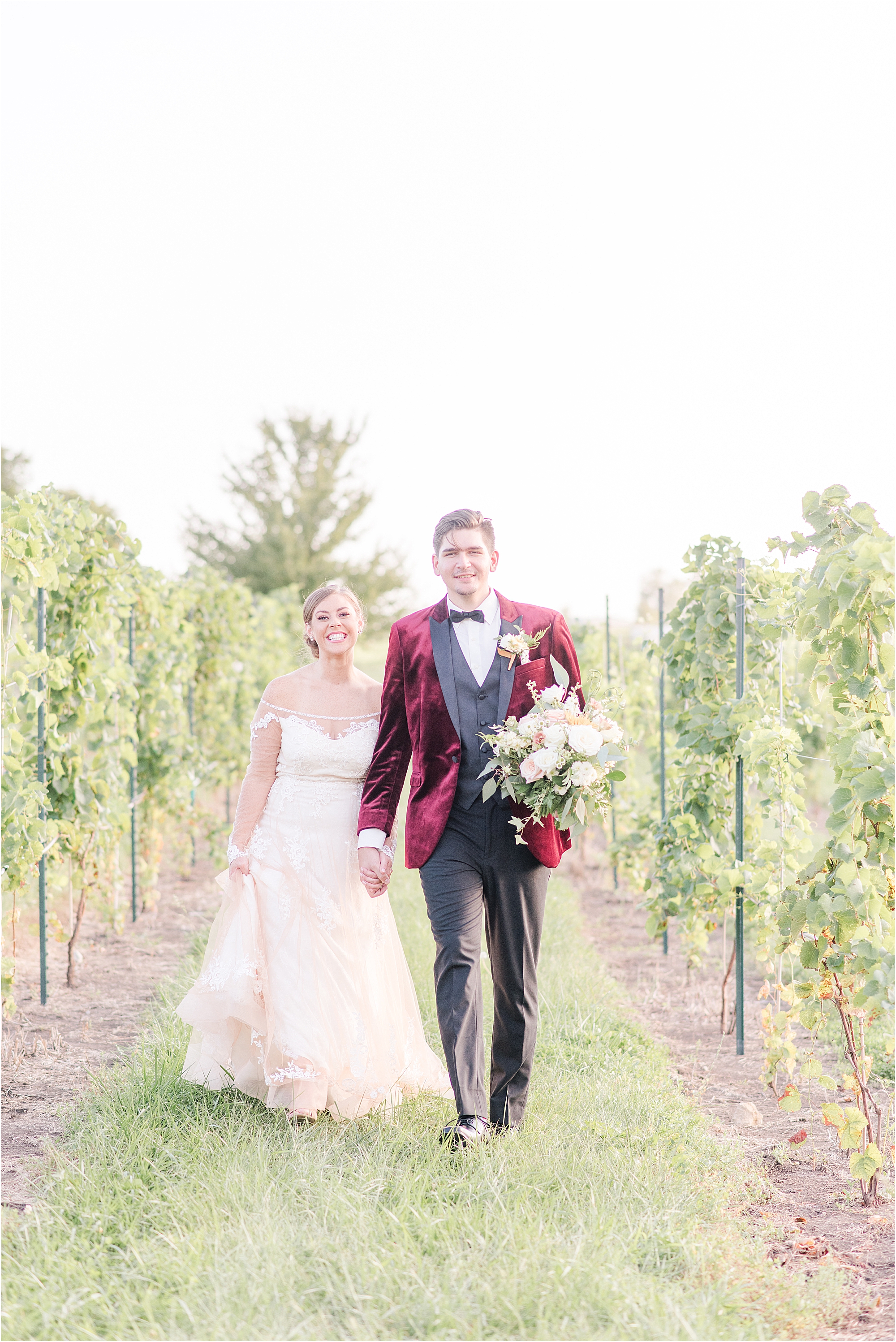 bourgmont winery vineyard fall wedding